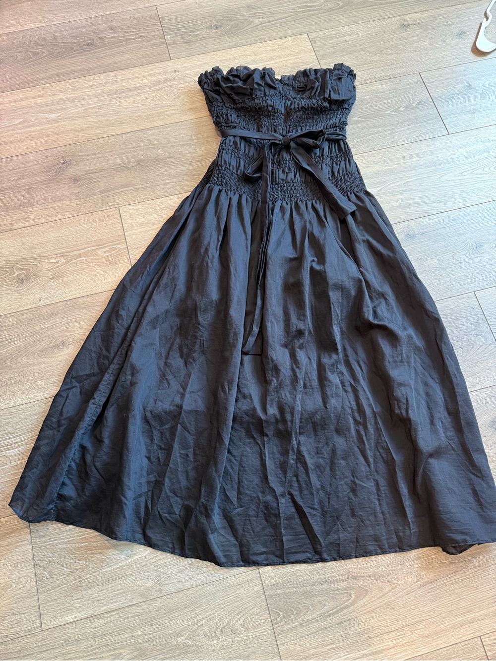 Moon River Smocked Strapless Black Midi Dress - Picture 9 of 15